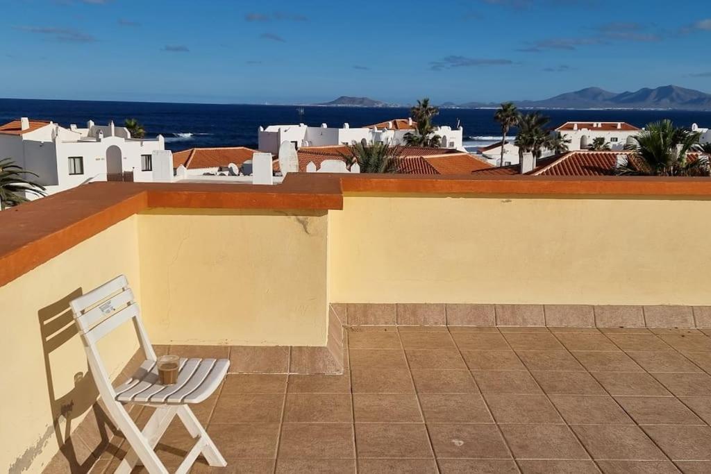Gilda: Beautiful Spacious Apartment. Seaview From Rooftop Terrace Corralejo Eksteriør billede