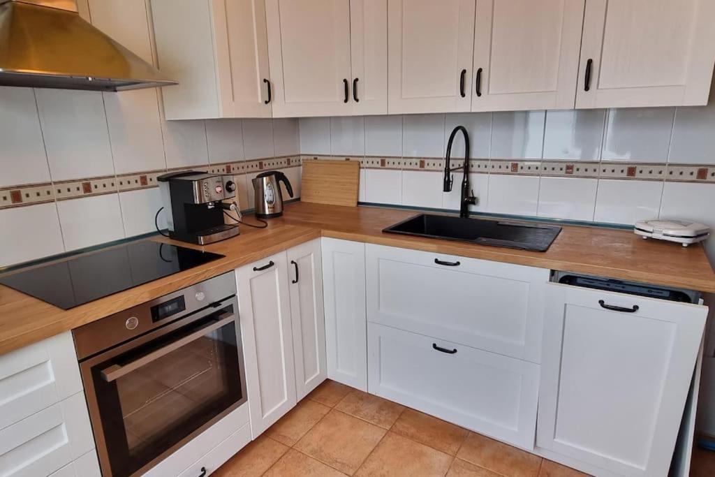 Gilda: Beautiful Spacious Apartment. Seaview From Rooftop Terrace Corralejo Eksteriør billede